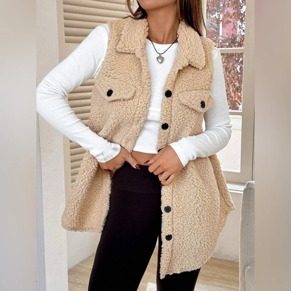 Button-Down Sherpa Fleece Vest Coat - Picture 4 of 15